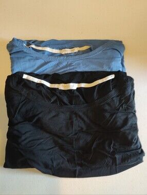 Lot of 2 Bearsland Nursing Tops XL Short Sleeve Black Dusty Blue Maternity